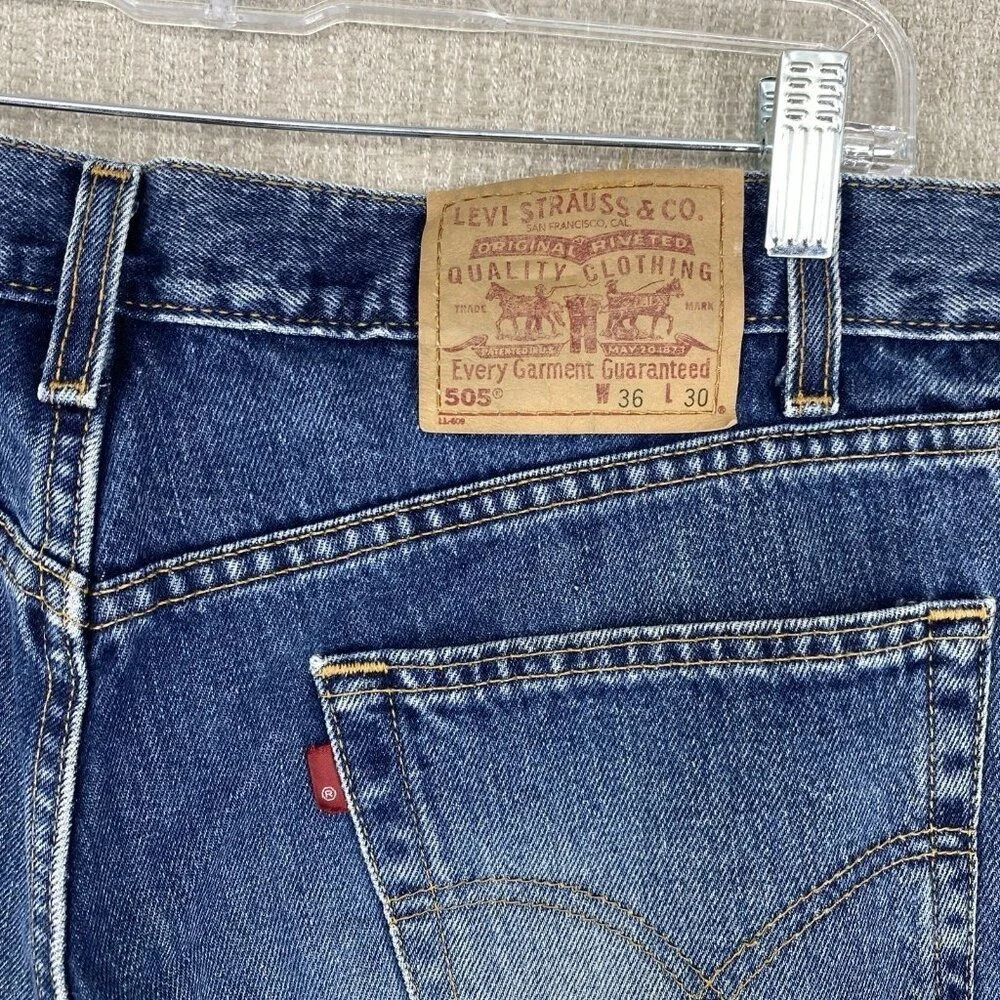 Levis 505 Regular Fit Vintage Straight Leg Jeans Mens 36x30 Denim Made in USA 92